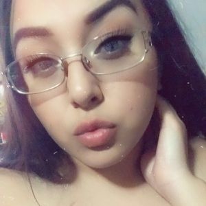 Meet your Posher, Carmen